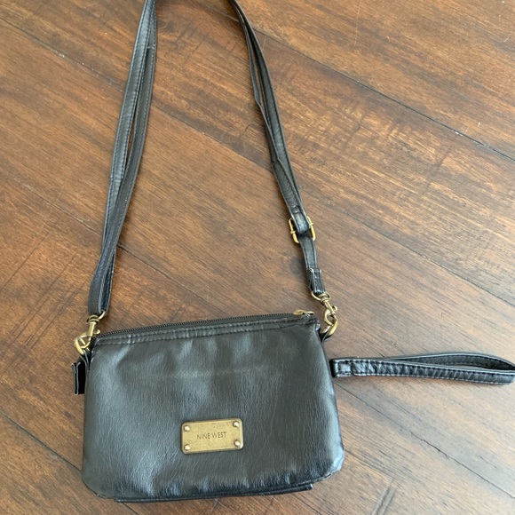 Nine West wristlet crossbody combo studded purse - Picture 2 of 4